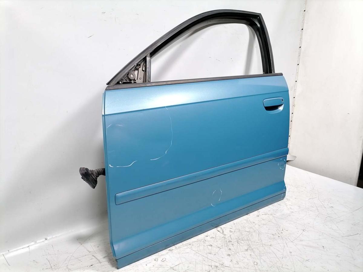 Audi A3 8P original T&uuml;r vorn links LX5T Eisvogelblau 5-T&uuml;rer Sportback Bj.2010